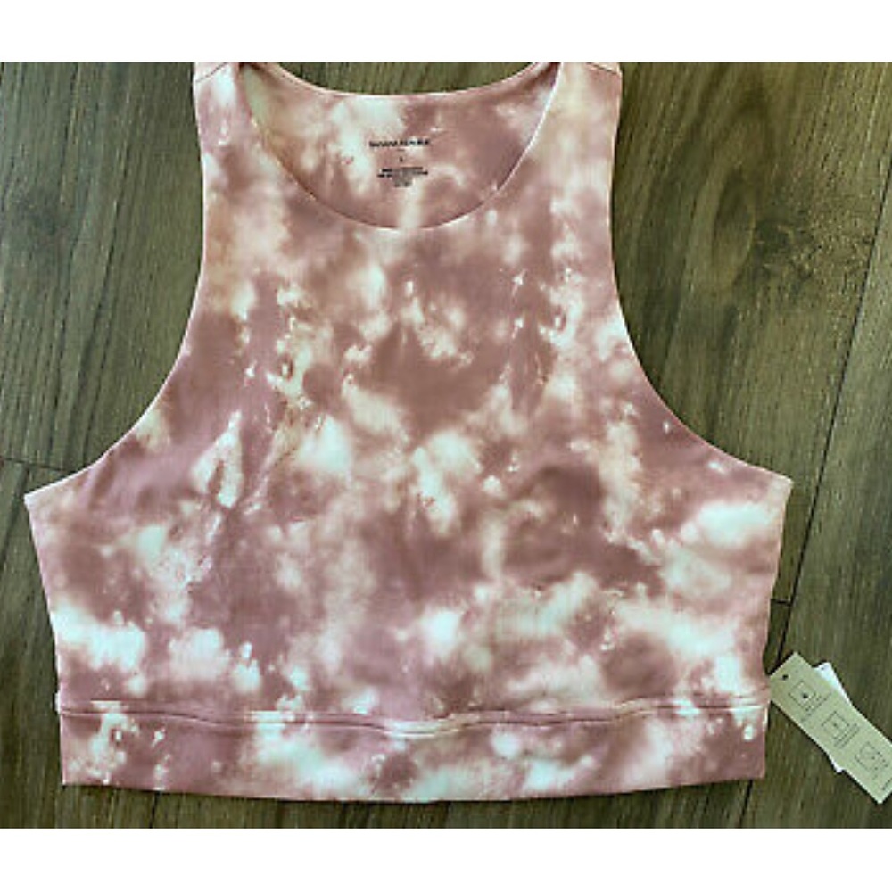 Cute. Banana republic active wear tank top crop. Pink Tie dye